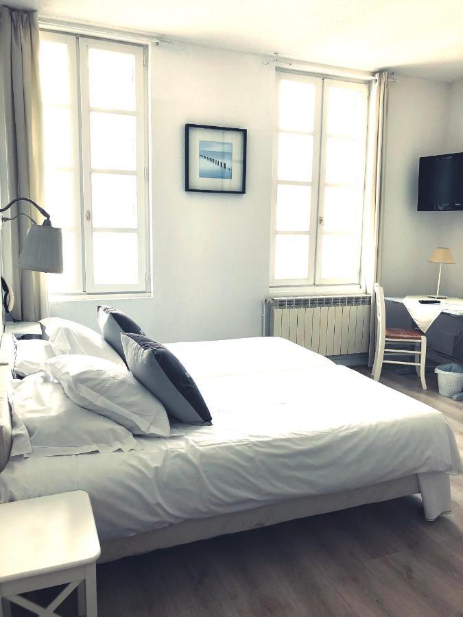 Hotel 2 Etoiles Et Restaurant Le Galet Bleu Fouras Εξωτερικό φωτογραφία